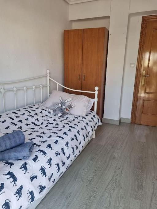 Lovely Three-Bedroom Apartment In Puerto De Sagunt Sagunto Eksteriør bilde